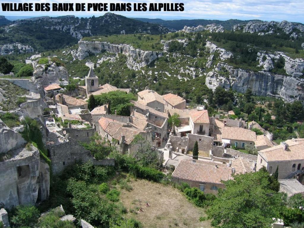 Succes - Tres Beau Duplex Dans Le Coeur De La D'arles *